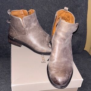 Franco Sarto Men's Taupe Chukka Boots